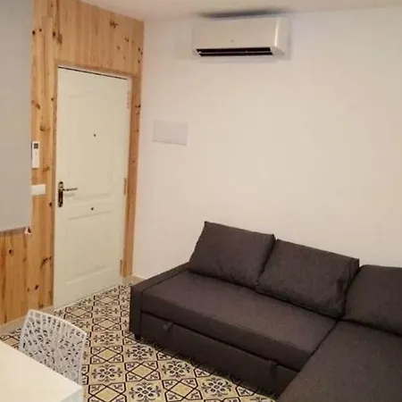 아파트 1ª Linea By Hugo - Familias Y Mayores De 25 *